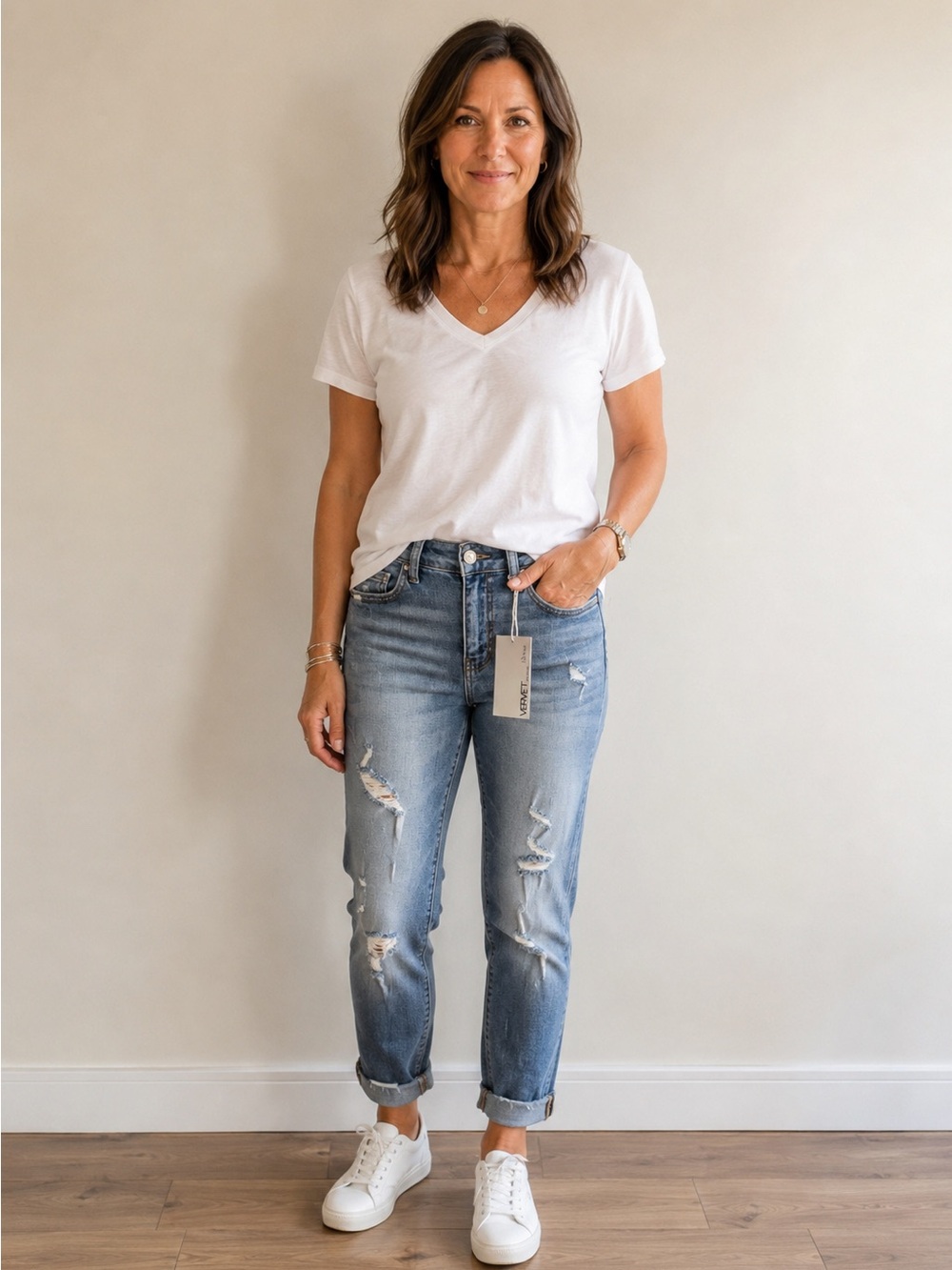 VERVET- DEANNA Distressed Ankle Jeans in Light Blue